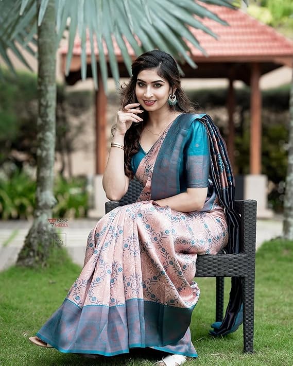 Kanjivaram Silk Weaving Banarasi Saree